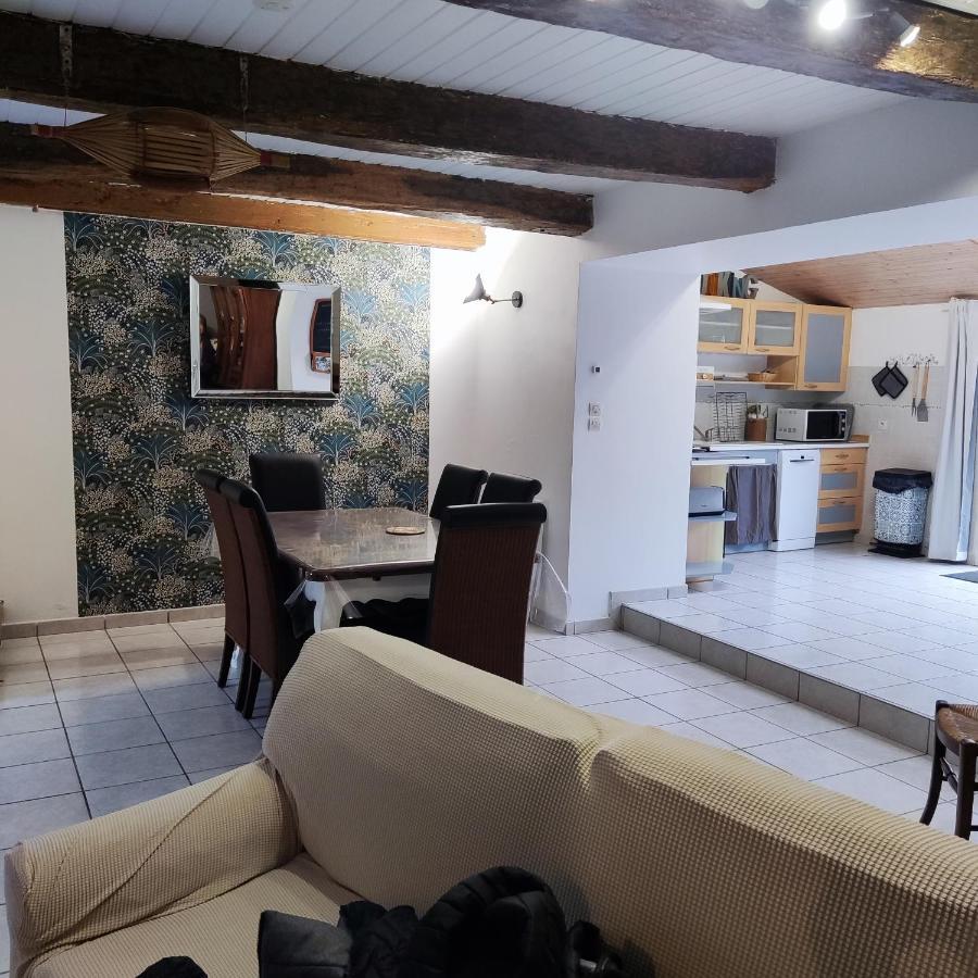 Gite De L'Escapade Frossay Exterior foto
