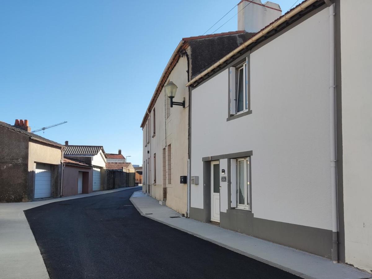 Gite De L'Escapade Frossay Exterior foto